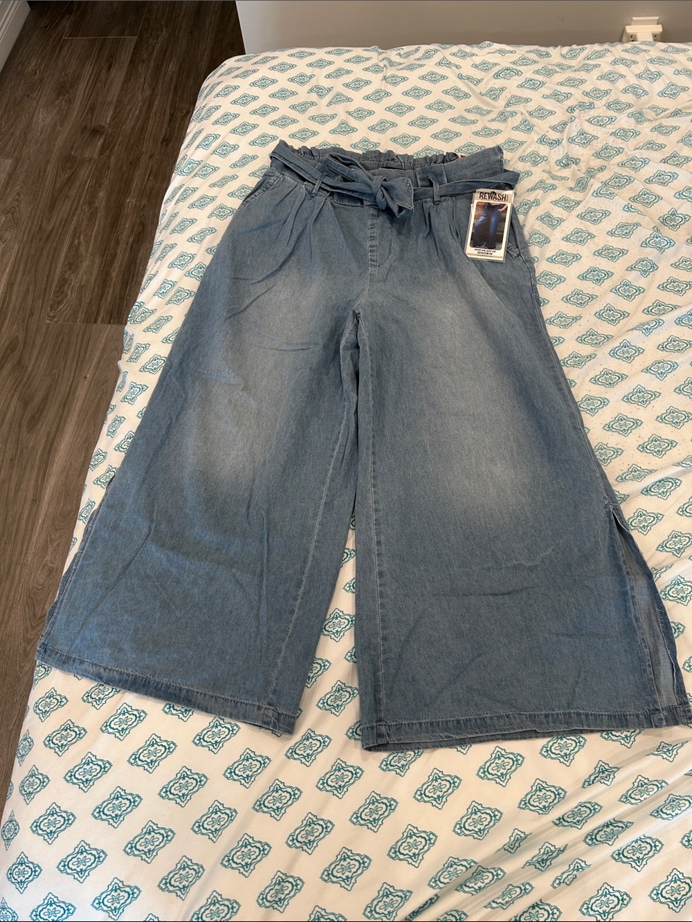 Rewash Light Blue Wide-Leg Paperbag Jeans with Tie Belt